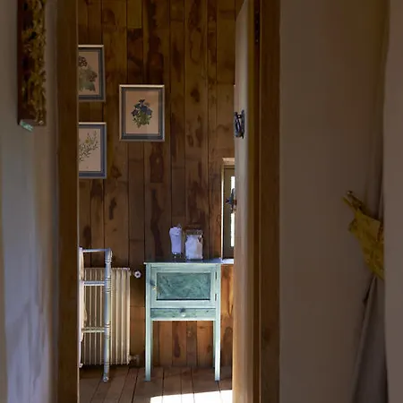 Bed & Breakfast Mas De Garrigue Calvignac